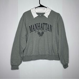 Hollister gray Manhattan New York collared pullover sweatshirt size small